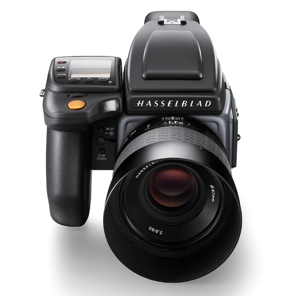 Hasselblad H6D-50, front