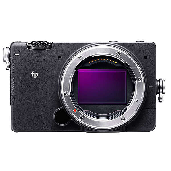 Sigma FP, front