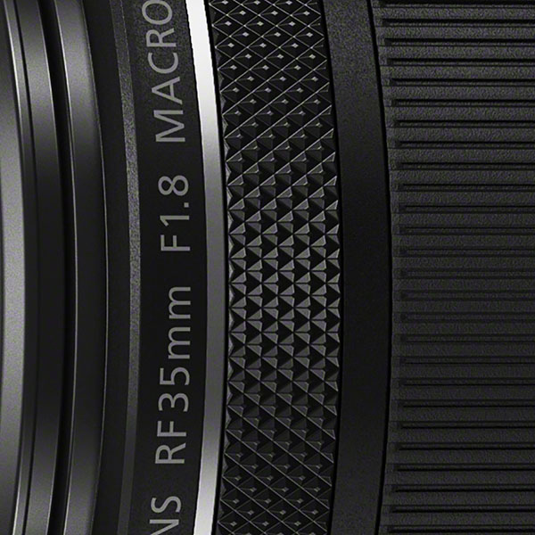 Canon RF 35mm f/1.8 Macro IS STM