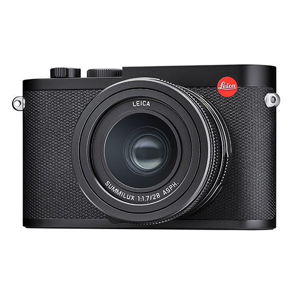 Leica Q2, front