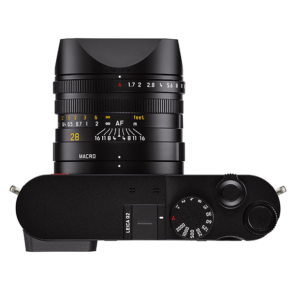 Leica Q2, top