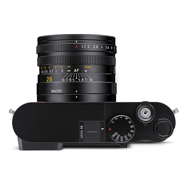 Leica Q3, top