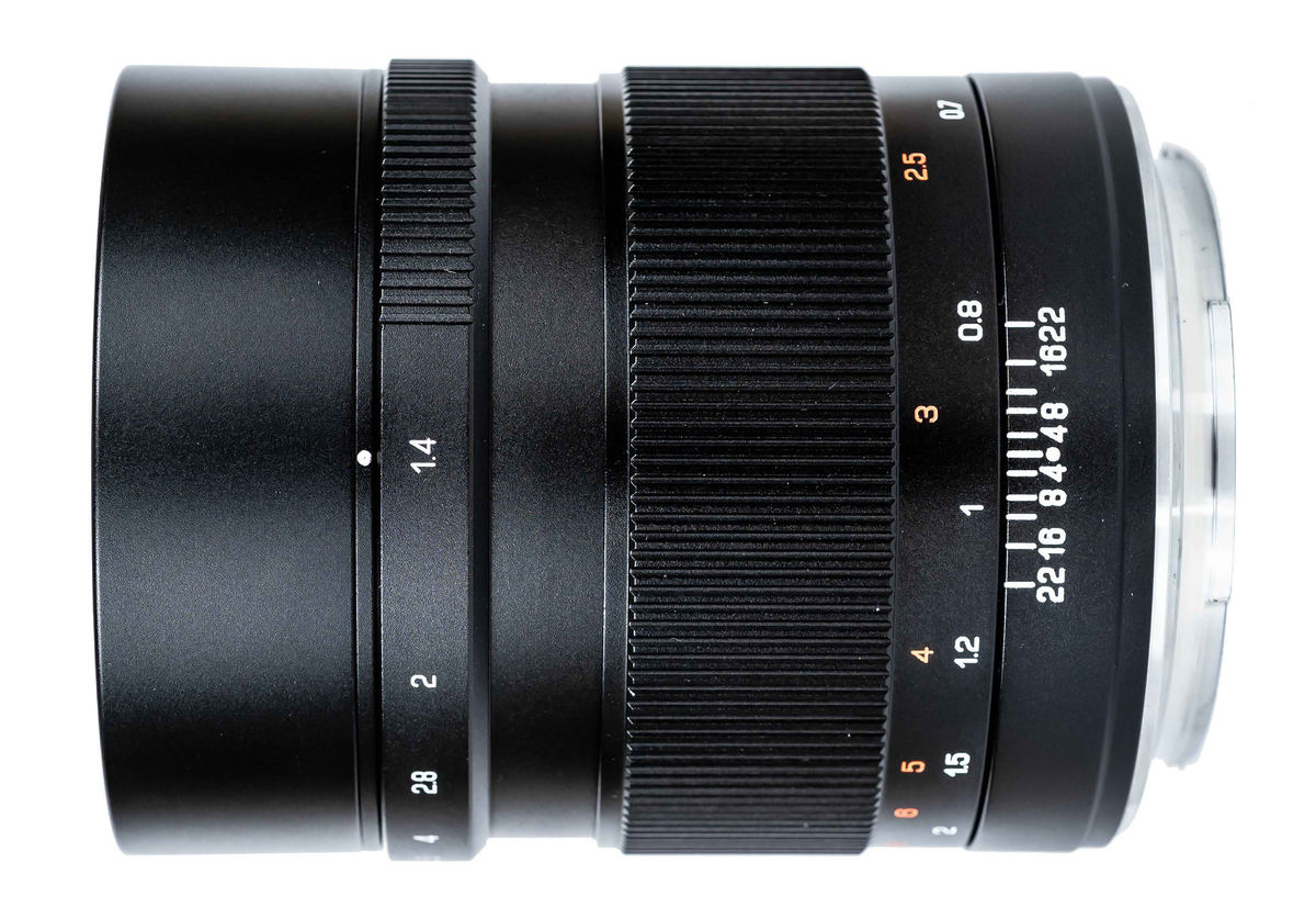 Mitakon Speedmaster 65mm f/1.4