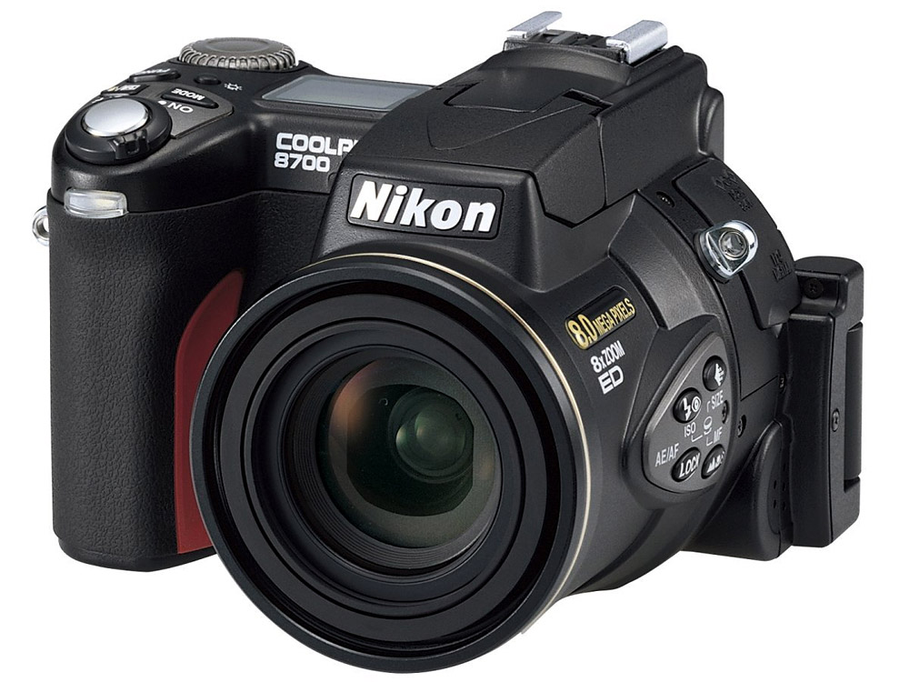 Nikon Coolpix 8700