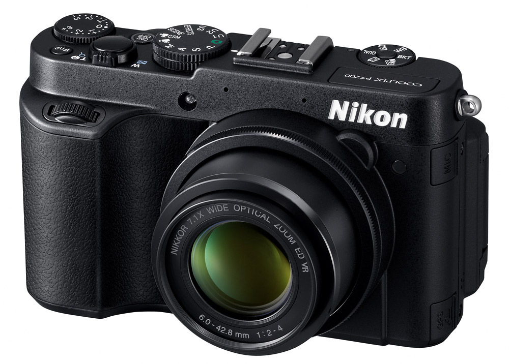 Nikon Coolpix P7700