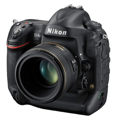 Nikon D4s, front