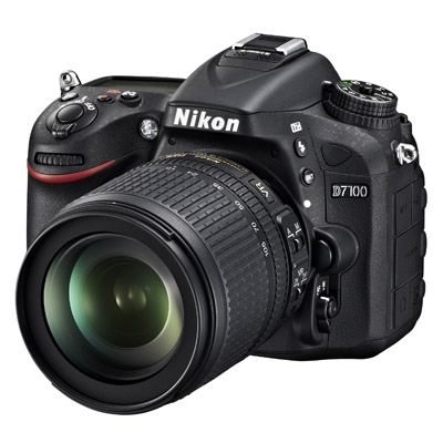 Nikon D7100, front