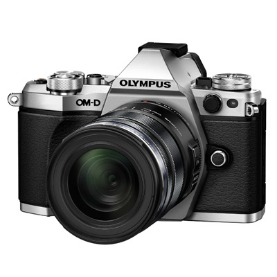 Olympus OM-D E-M5 II, front