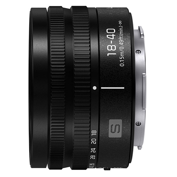 Panasonic Lumix S 18-40mm f/4.5-6.3