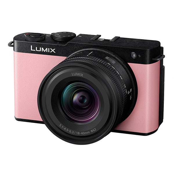 Panasonic Lumix S 18-40mm f/4.5-6.3