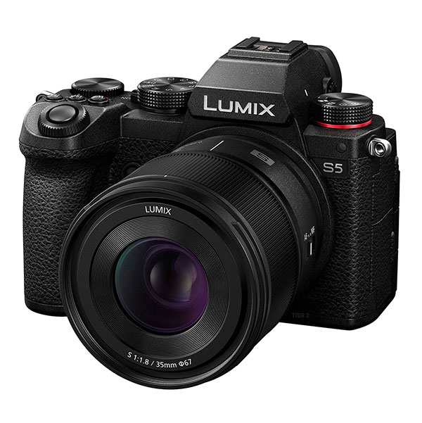 Panasonic Lumix S 35mm f/1.8