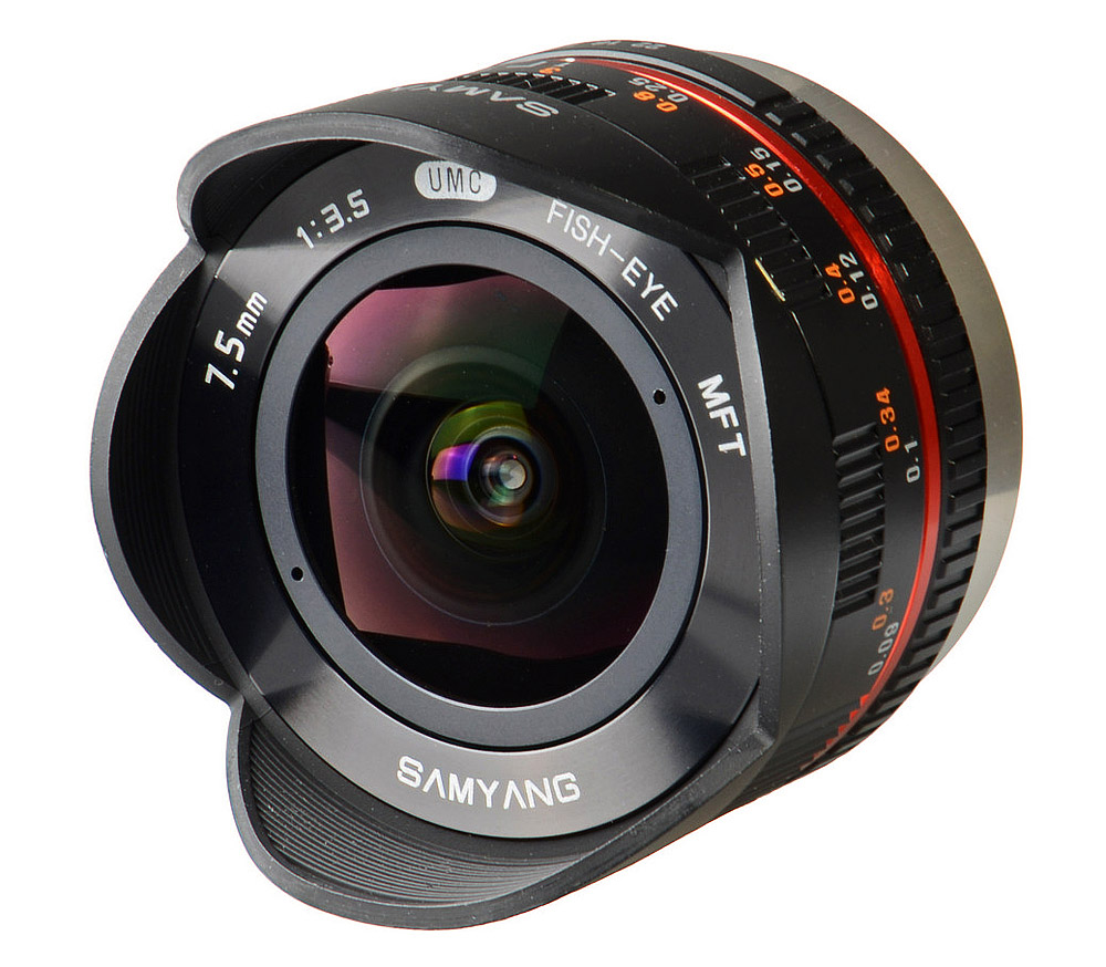 Samyang 7.5mm f/3.5 UMC Fisheye MFT