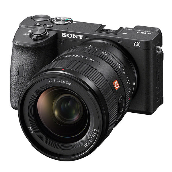 Sony A6600, front
