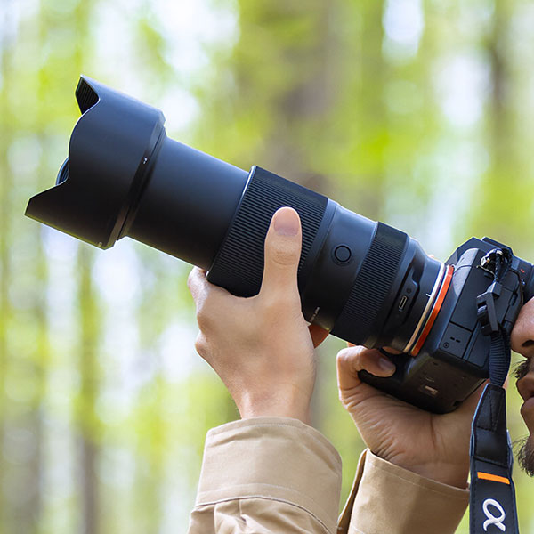 Tamron 50-300mm f/4.5-6.3 Di III VC VXD