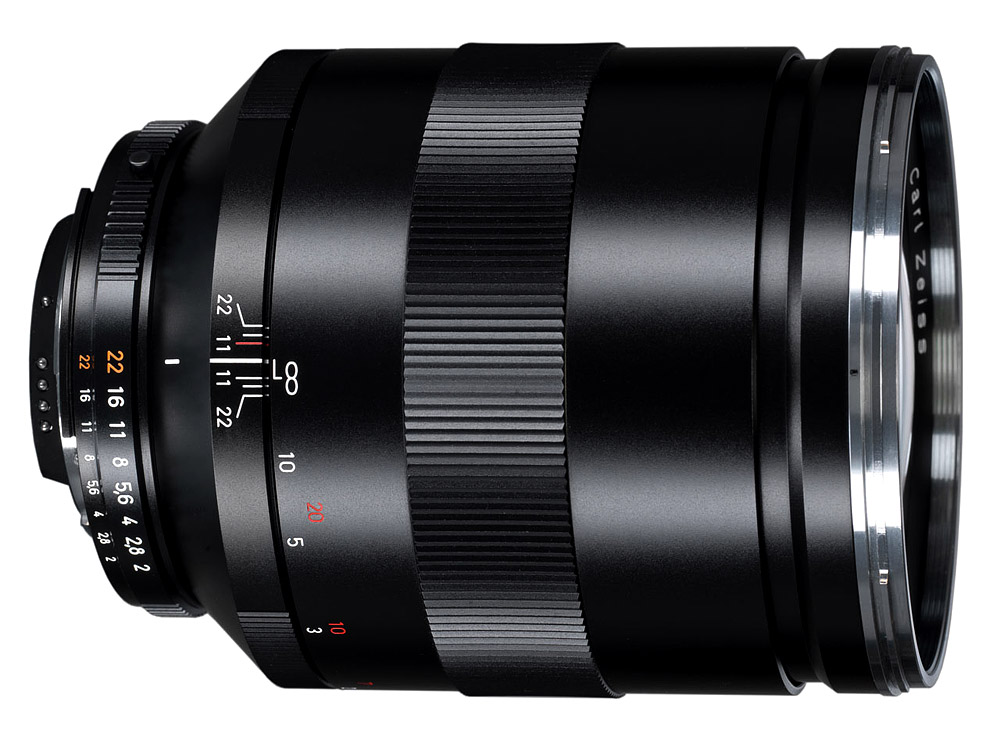 Zeiss ZE/ZF.2 Apo Sonnar T* 135mm f/2