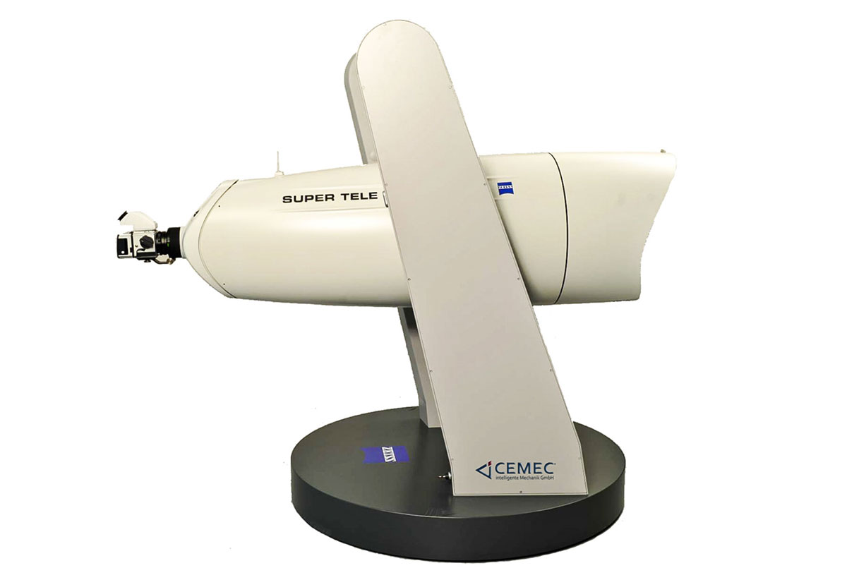 Zeiss Apo Sonnar T* 1700mm f/4