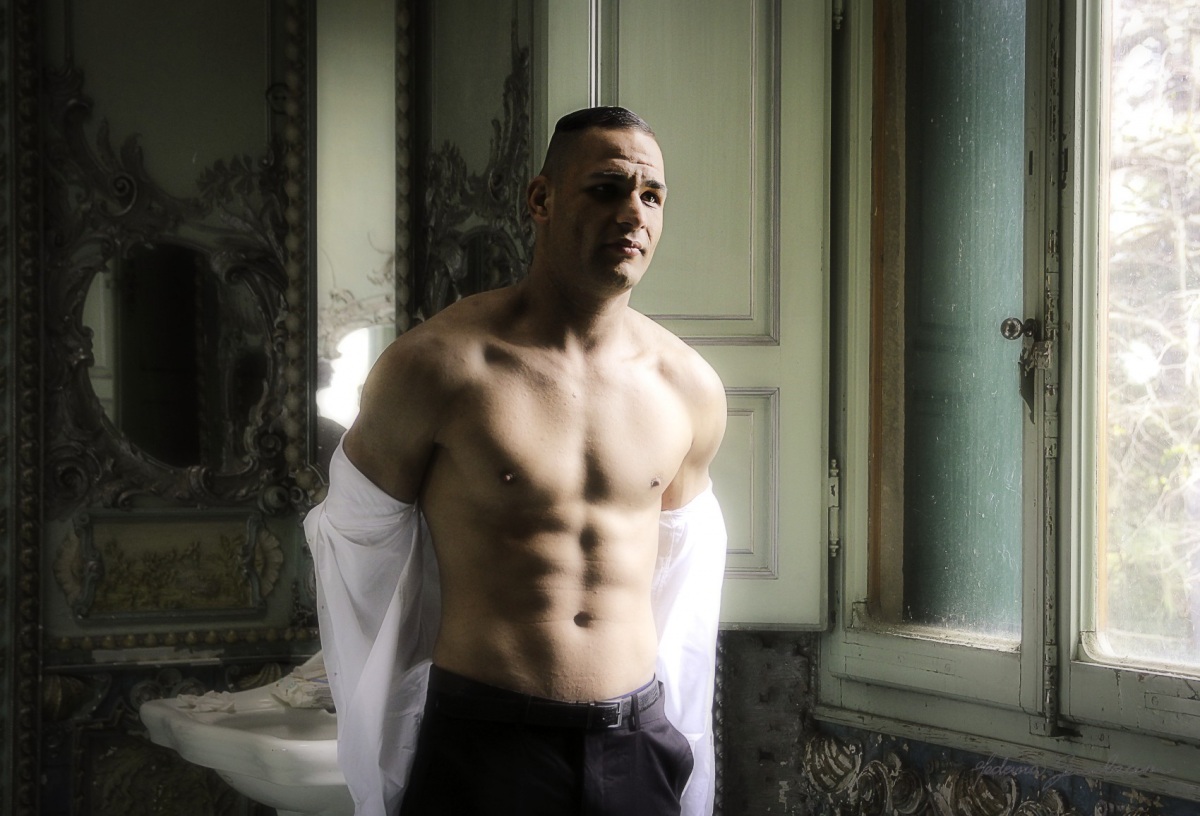 Model Photo